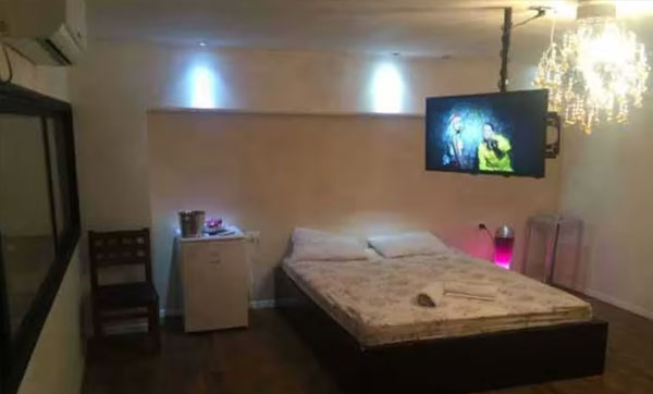 Patna Escorts Dark Room